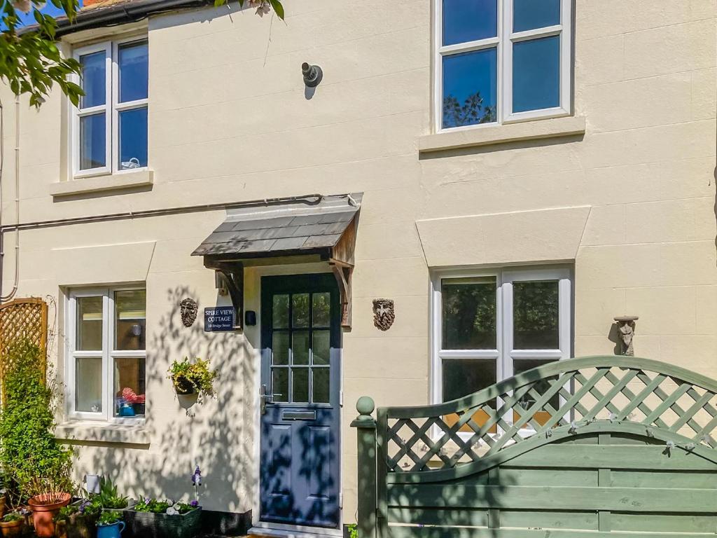 Budova, kde se prázdninový dům nachází