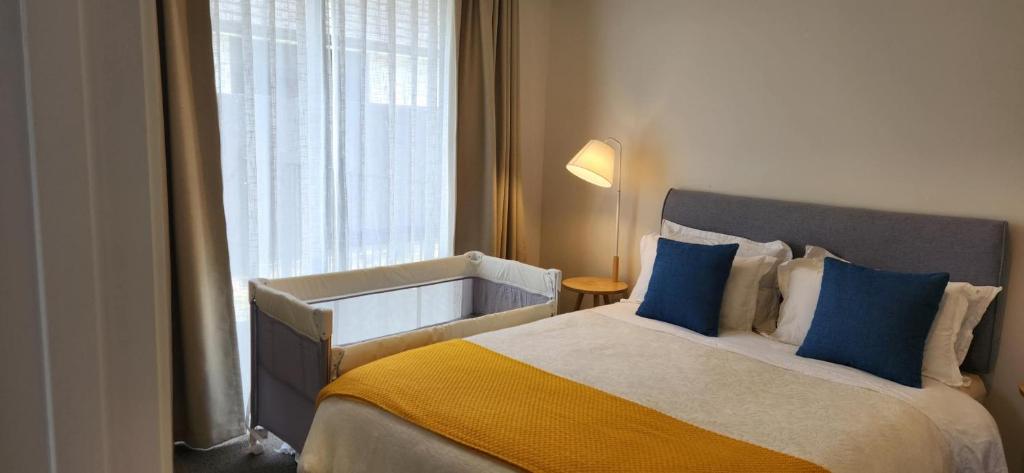 Cozy Retreat on Serene Street - Resim 13