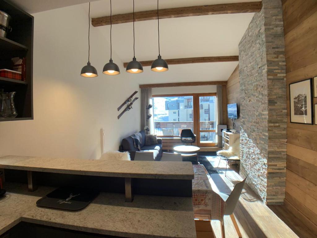 Χώρος καθιστικού στο MyHome - Spacieux T4 rénové au cœur du Val Claret - 8pax