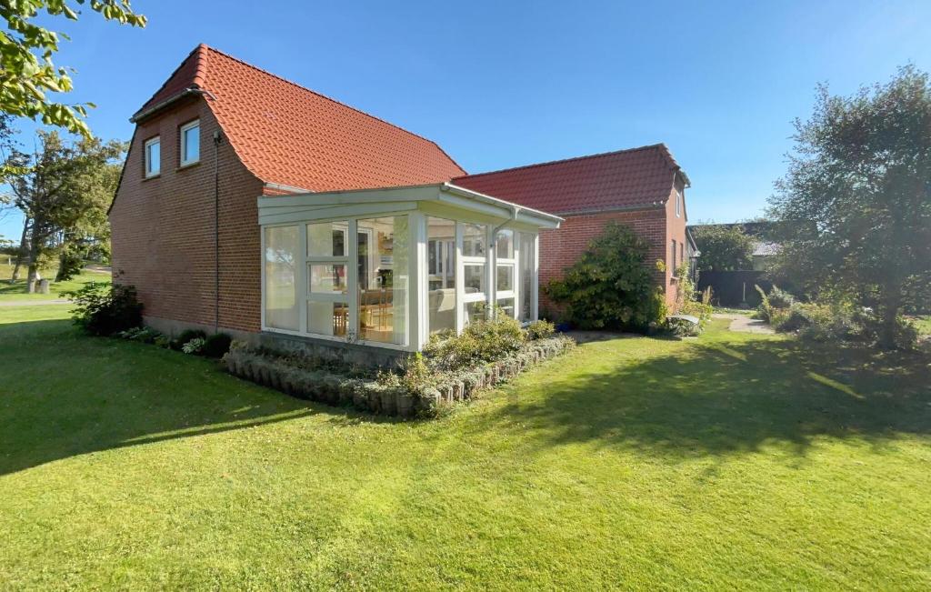 Taman di luar 3 Bedroom Gorgeous Home In Ulfborg