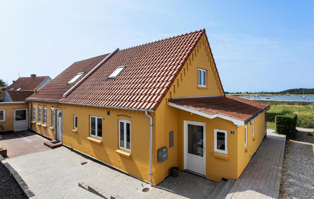 Budova, kde se prázdninový dům nachází