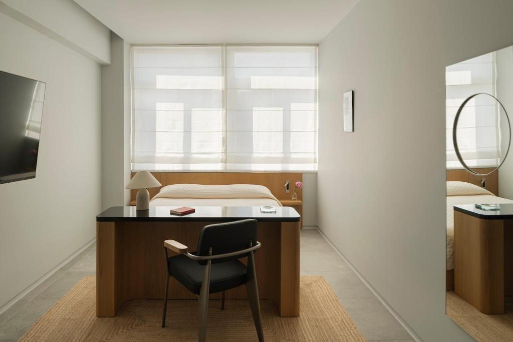 Athens Suite 103