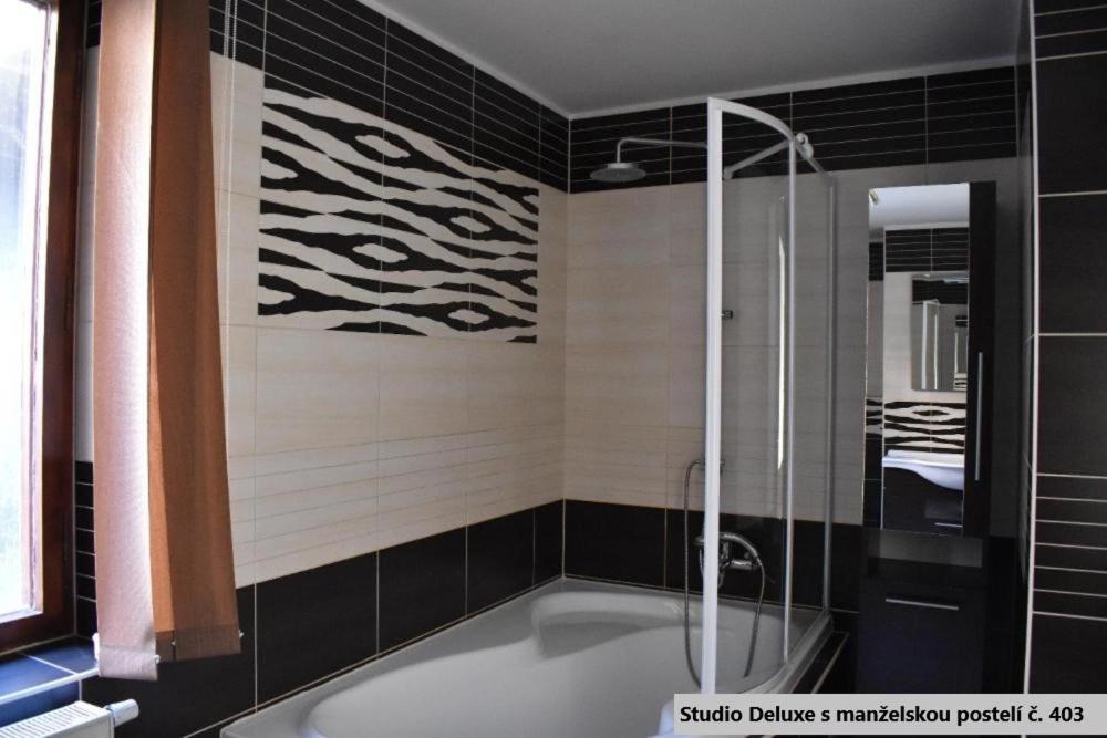 HILTIN City centr Ostrava - Resim 17