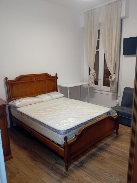 En eller flere senge i et værelse på Habitación Puerta del Carmen