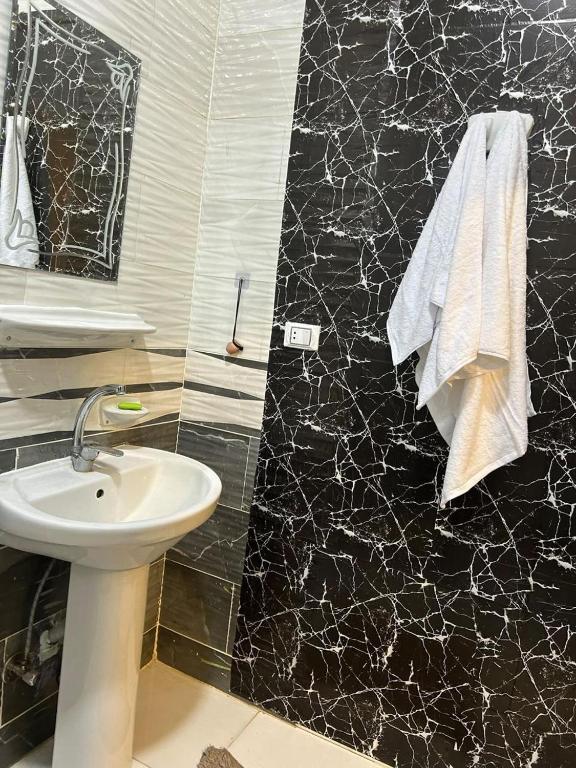 El Khalil Pyramids View Inn - 19