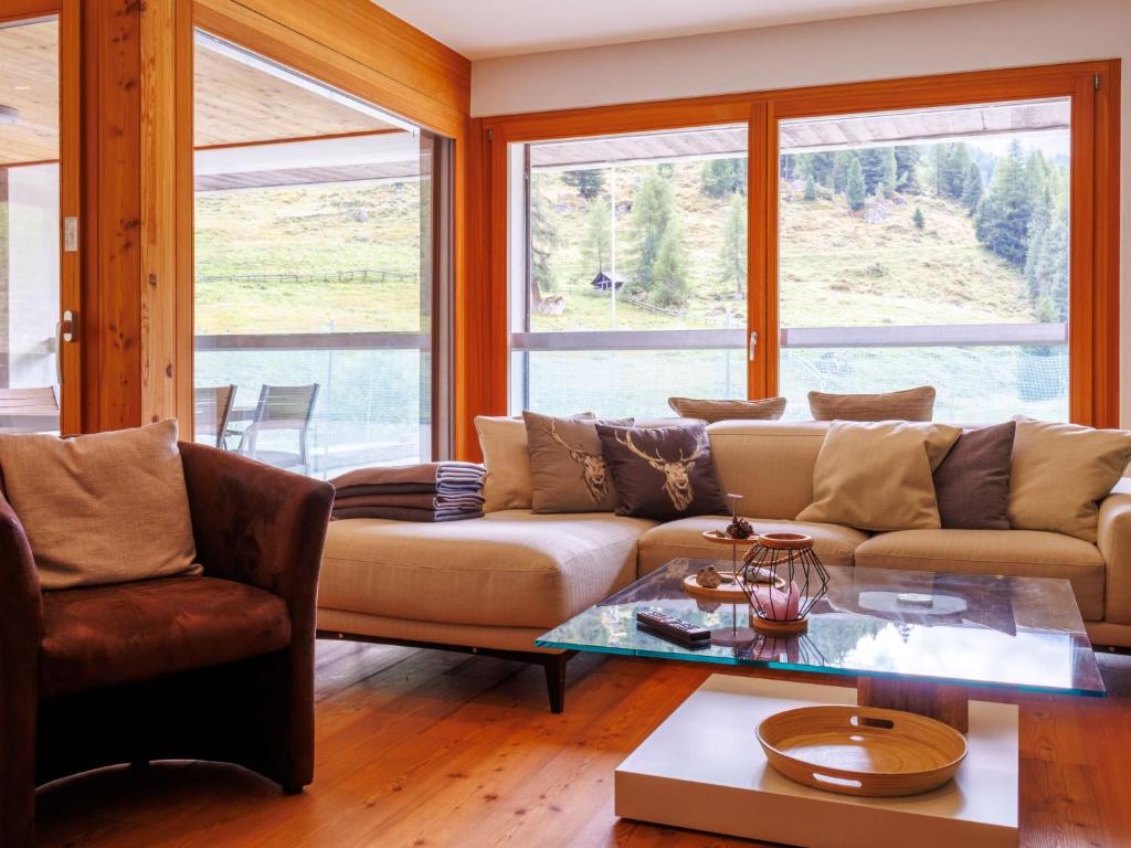 Posezení v ubytování Apartment Rosablanche E 108 by Interhome