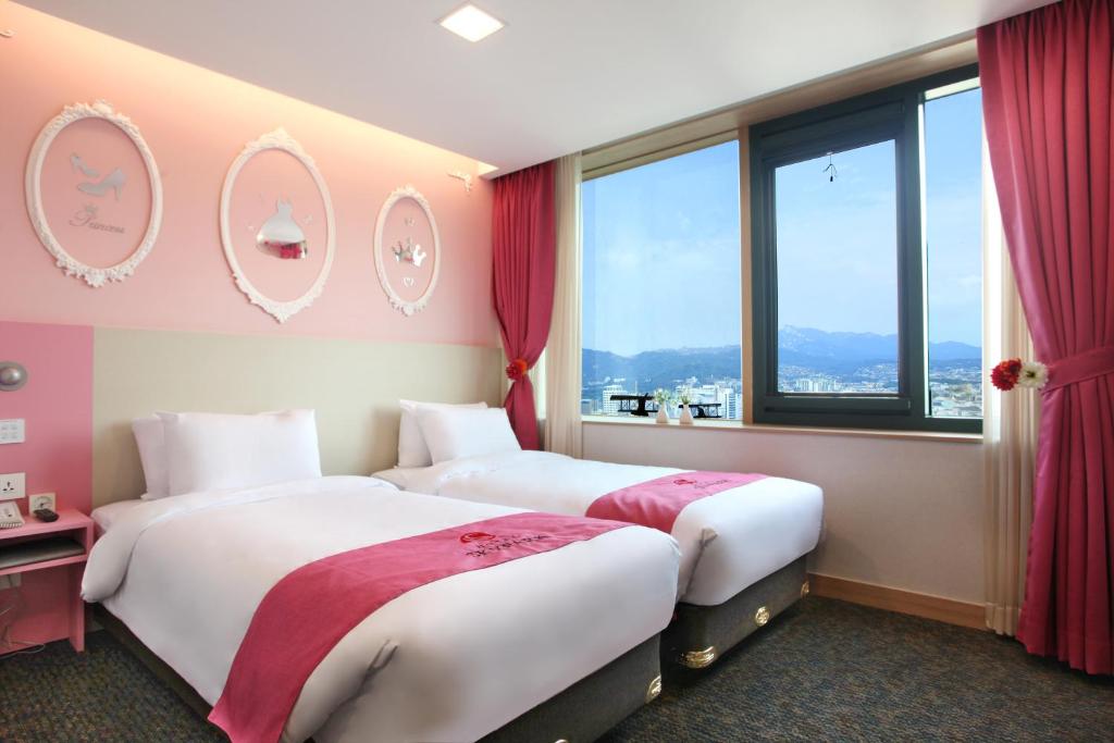 Hotel Skypark Kingstown Dongdaemun - Princess Twin Room