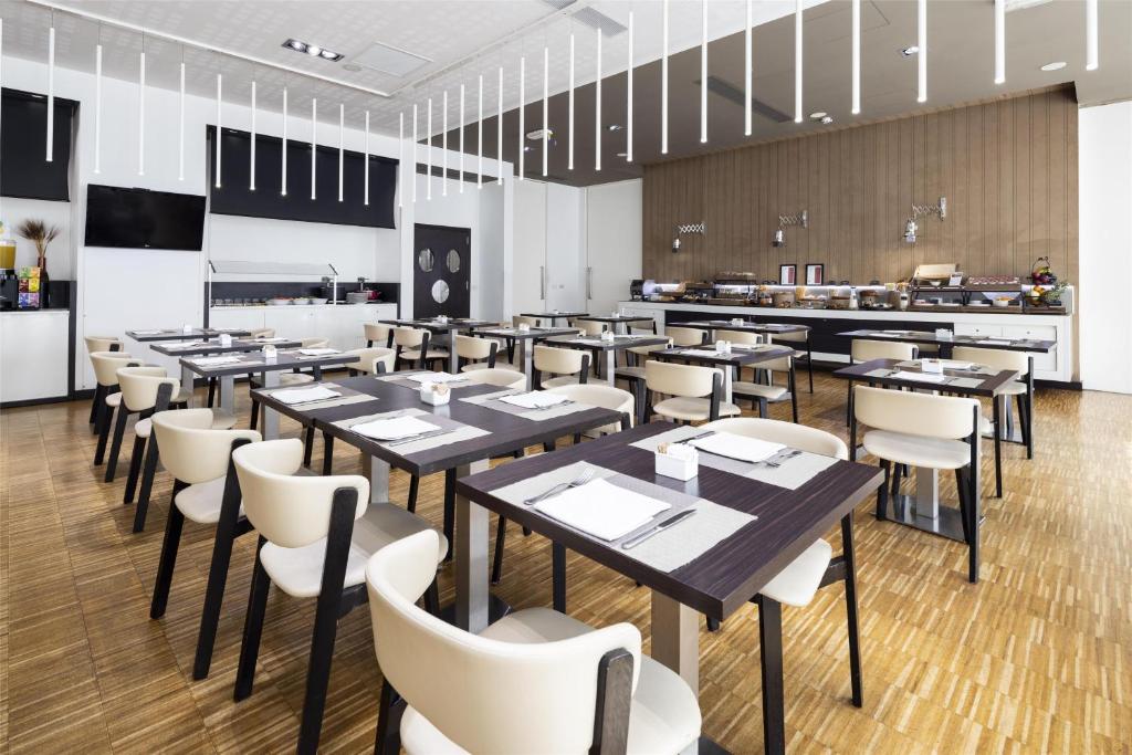 Best Western Premier CHC Airport - Resim 26