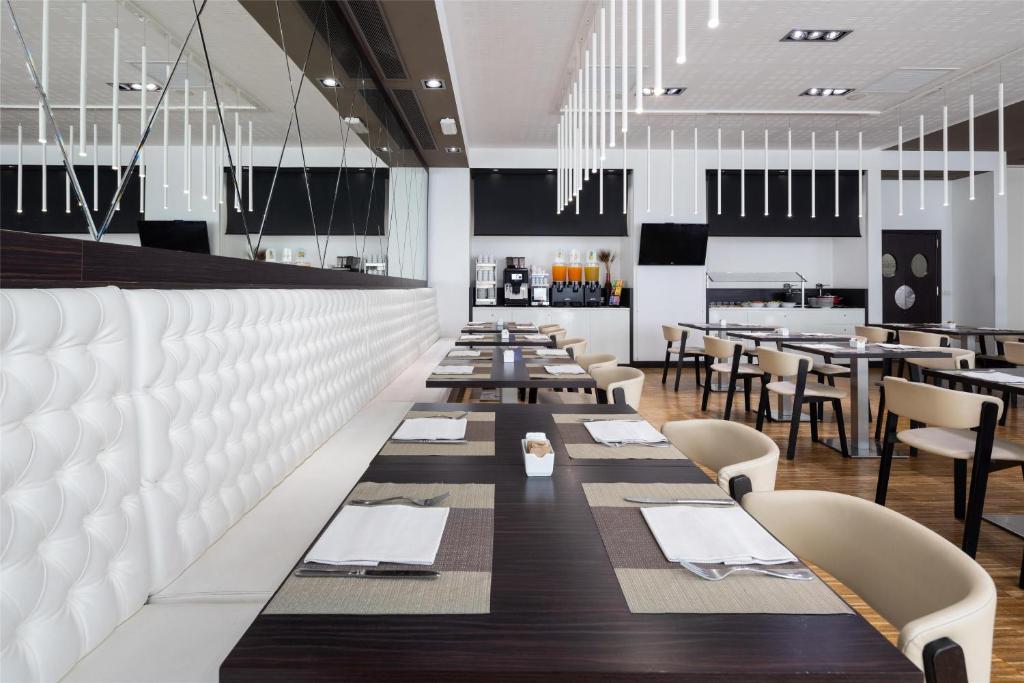 Best Western Premier CHC Airport - Resim 28