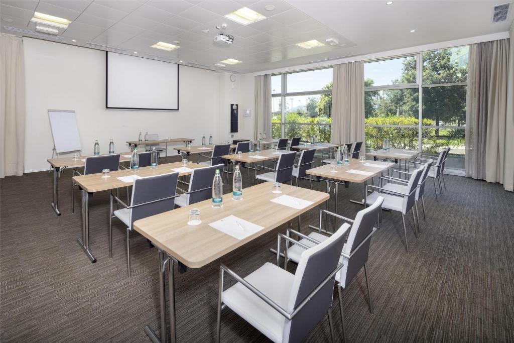 Best Western Premier CHC Airport - Resim 30