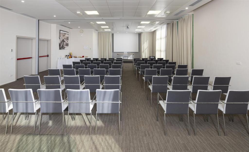 Best Western Premier CHC Airport - Resim 35