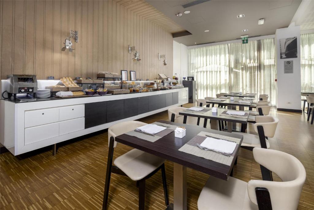 Best Western Premier CHC Airport - Resim 44