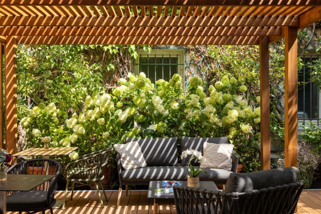 Hotel Paris Louis Blanc - Resim 1