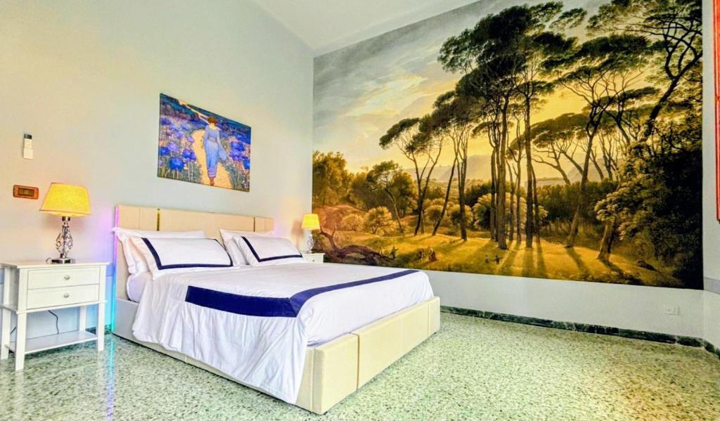 Ένα ή περισσότερα κρεβάτια σε δωμάτιο στο Leonardo House Pisa giardino piscina idromassaggio riscaldabile casa indipendente posizione centrale a pochi passi dalla stazione