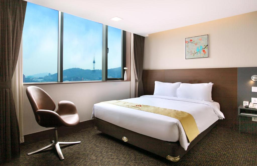 Hotel Skypark Kingstown Dongdaemun - Standard Double Room With Breakfast (per Person/stay)