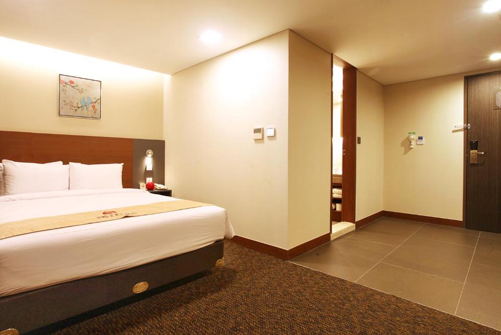 Hotel Skypark Kingstown Dongdaemun - 