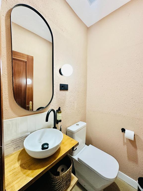 Autentic Boutique Moncloa - Single Room With Private Bathroom