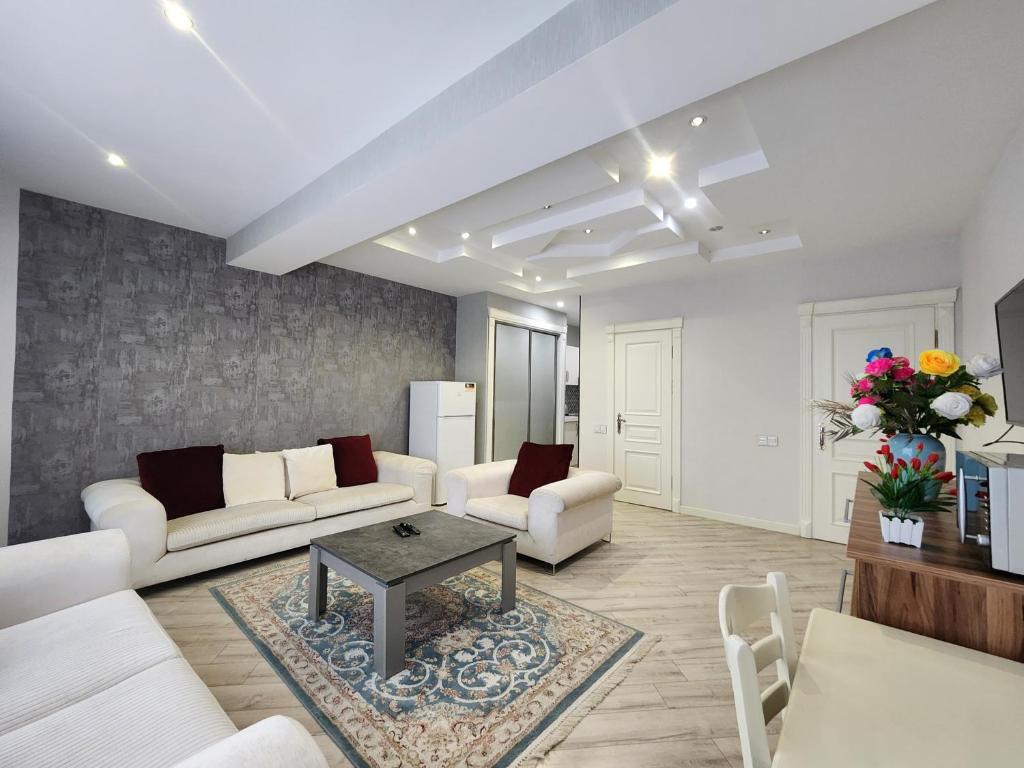 فضای داخلی Park Azure by AzTur 0047 در باکو - تصویر ۳