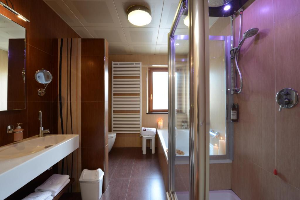 Hotel Guglielmo - Deluxe Room