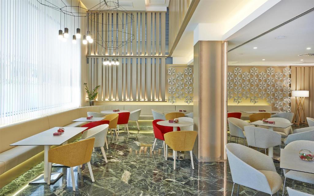 NH Collection Barcelona Podium - Resim 41