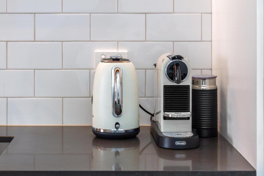 Central Christchurch Apartment with Parking - Resim 13