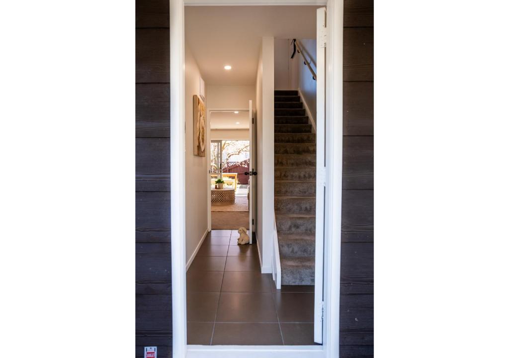 Charming Central Stay - Cosy Comfort and Free Parking - Resim 16