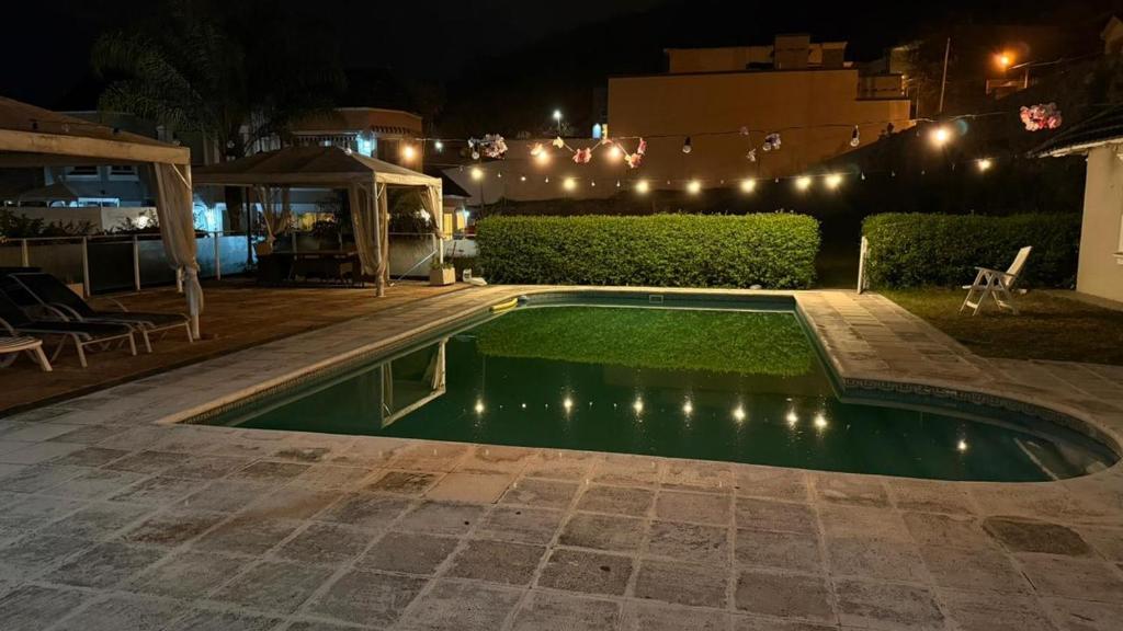 Πισίνα στο ή κοντά στο Regina Home Elite