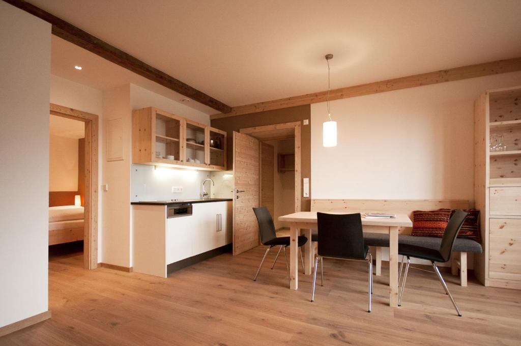 Kuchyň nebo kuchyňský kout v ubytování Der Weber - Haus der Zukunft