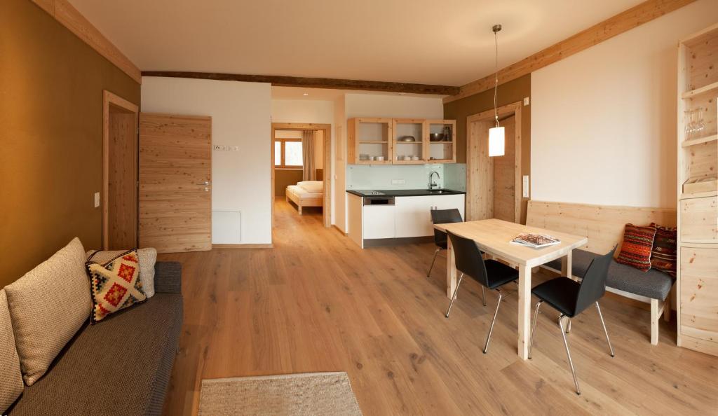 Kuchyň nebo kuchyňský kout v ubytování Der Weber - Haus der Zukunft