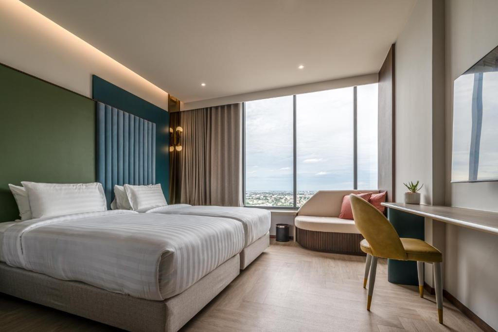 The Quarter Ratchayothin by UHG - Resim 2