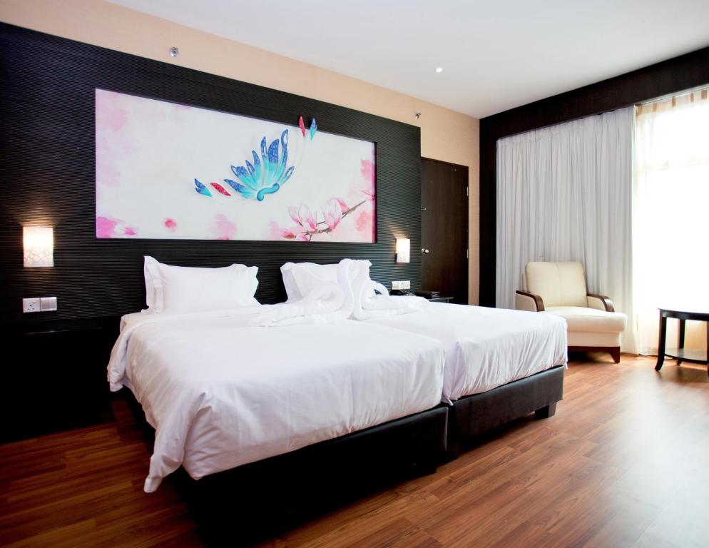 Vouk Hotel Suites, Penang - 带城市视图的双室