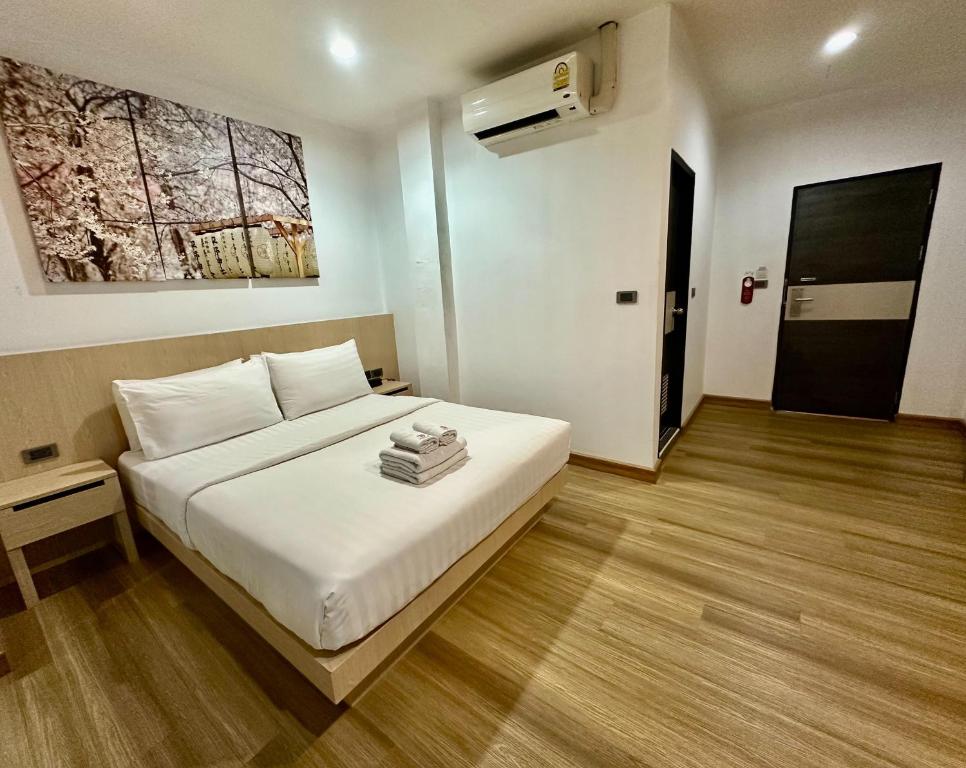 
Standard Double or Twin Room
