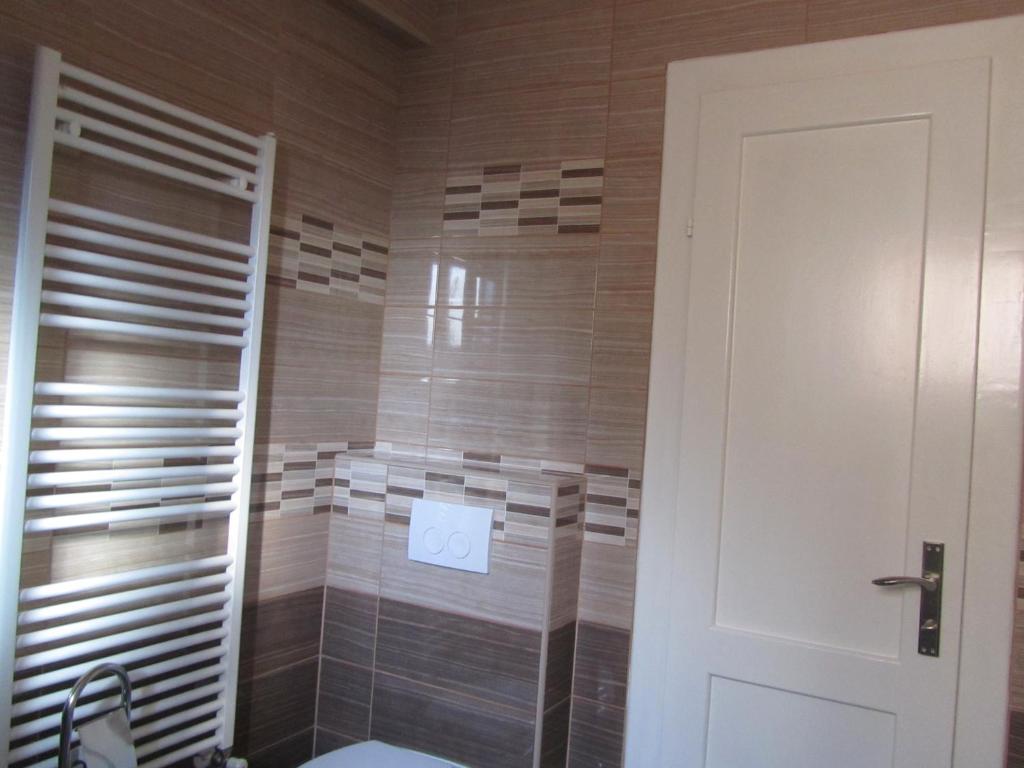 Łazienka w obiekcie Apartment Domi Kvatric