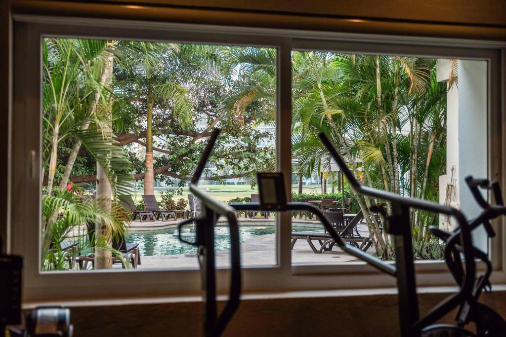 Comfort Inn Puerto Vallarta Golfside & Marina