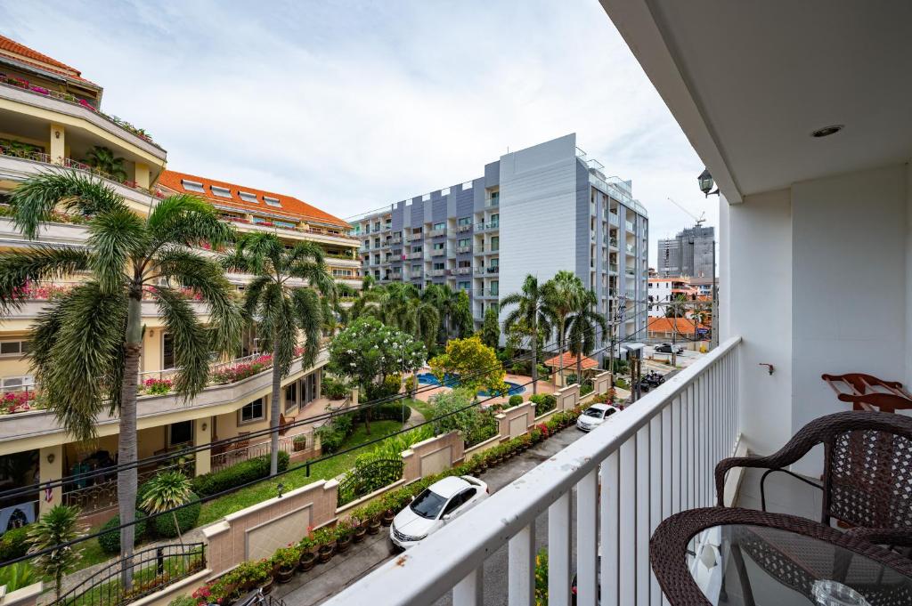 New Nordic Suites 2 by Apartwell - Resim 11