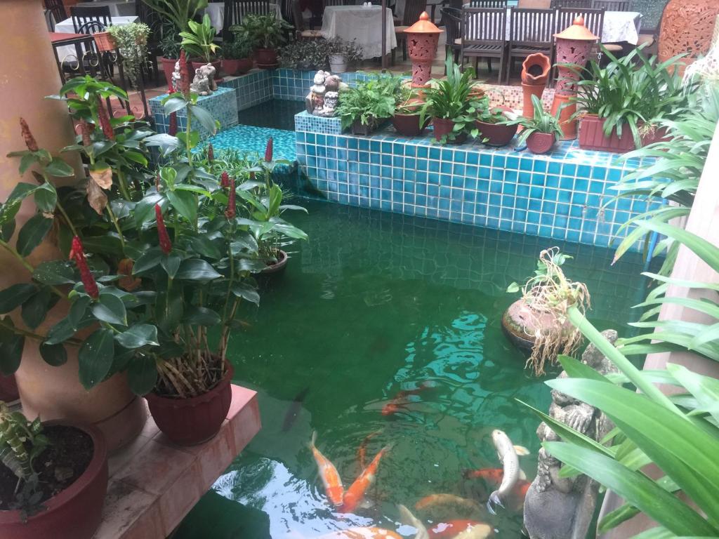 Bazén v ubytování Wannara Hotel Hua Hin nebo v jeho okolí