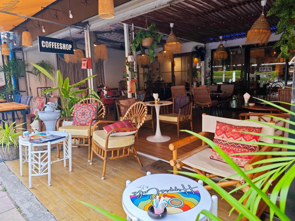 New Nordic Suites 2 by Apartwell - Resim 15