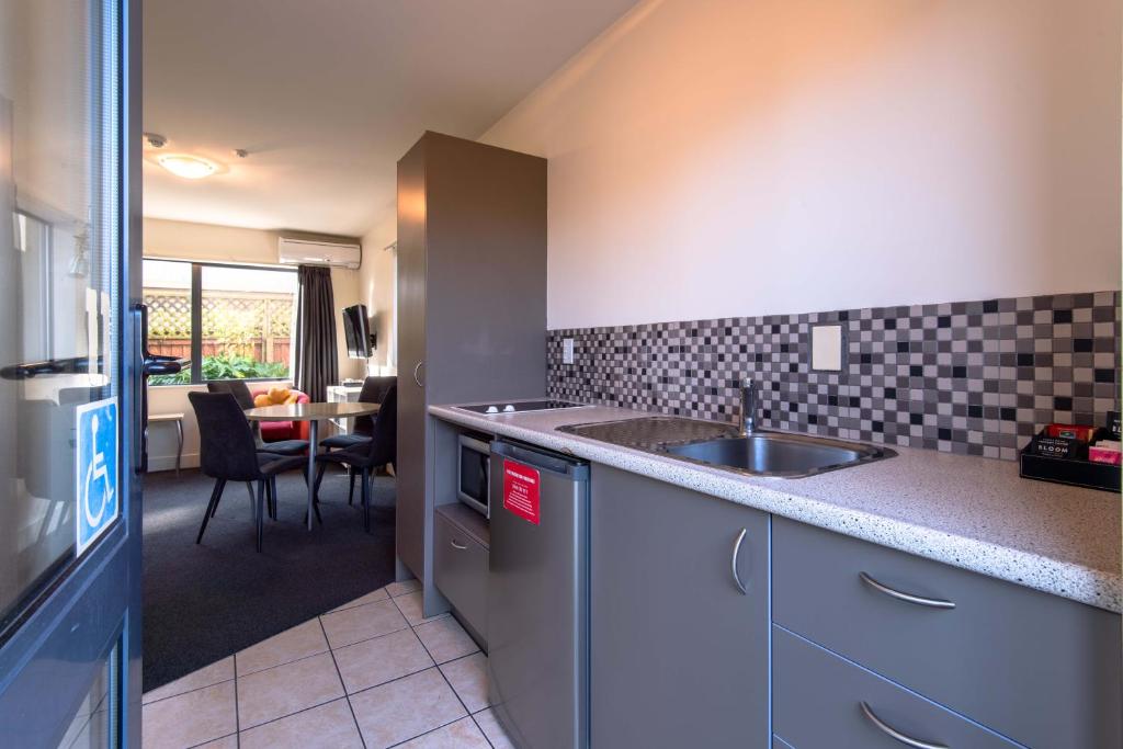 298 Westside Motor Lodge - Resim 24