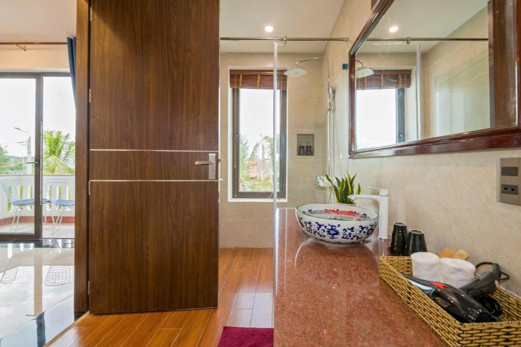 CocoPalm Hoi An River Beach - 16