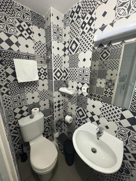 HOTEL DU MONT LOUIS - Resim 4