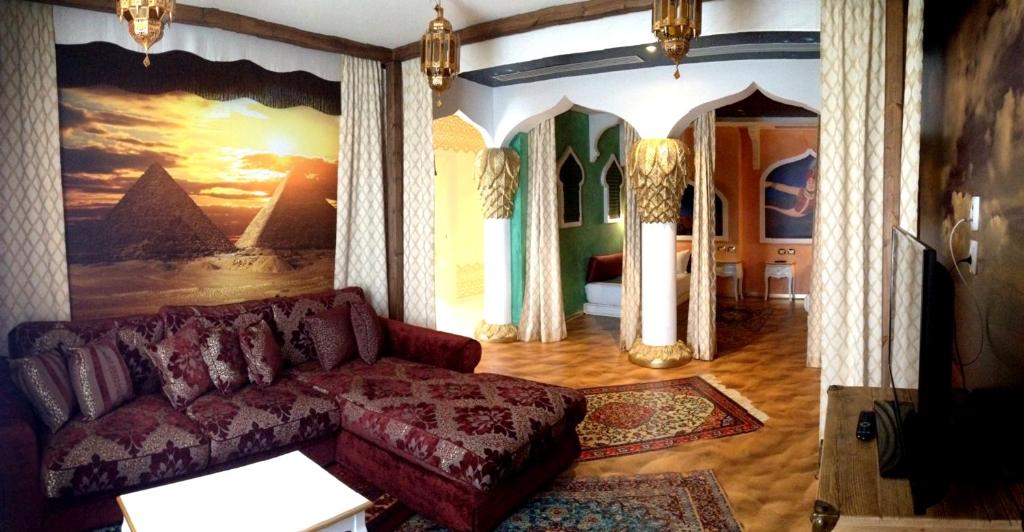 Posezení v ubytování Gardaland Adventure Hotel