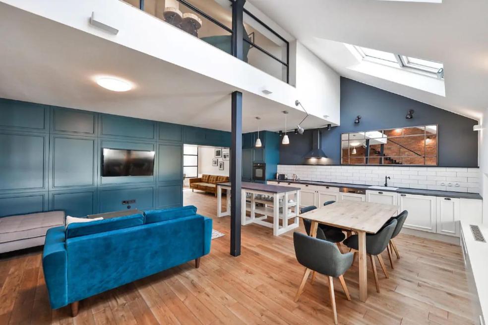 Funky lux 2 bedroom loft in the Old Town, Praha (aktualizované ceny na ...