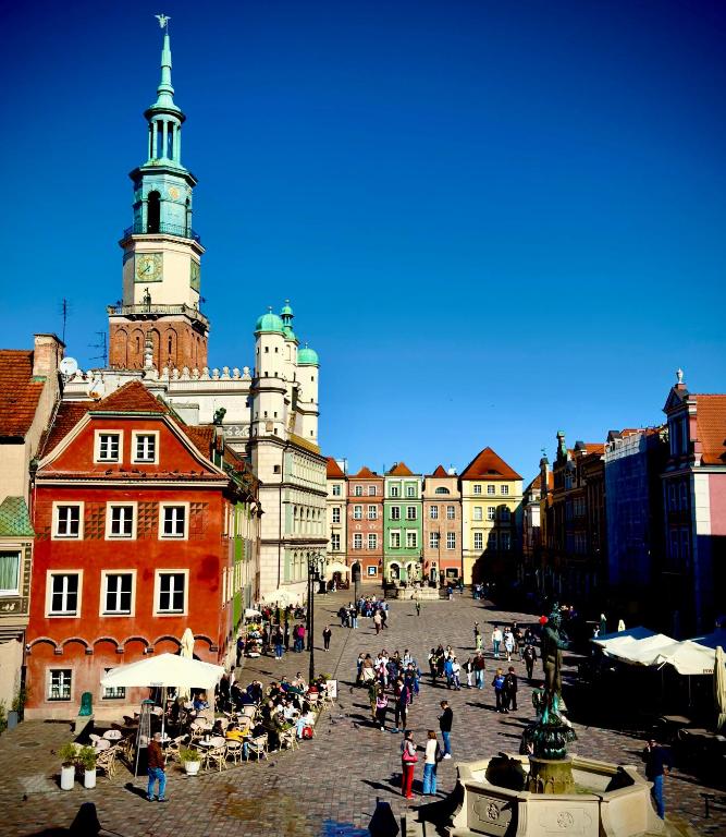 RATUSZOVA Stary Rynek Old Market PREMIUM Apartments & Restaurant AD 1954 - 5