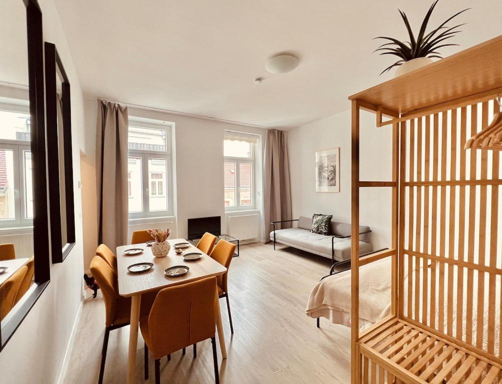 Posezení v ubytování SERVUS HOMES - Metro Stadthalle - SOUND OF MUSIC