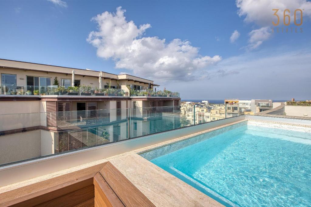 Penthouse Paradise in Mellieħa with Private Pool by 360 Estates, Ix ... - Private Penthouse Estates In Bijie