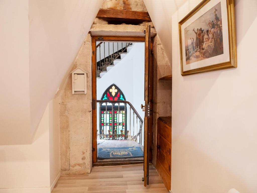 Φωτογραφία από το άλμπουμ του Appartement Chaleureux et Moderne sous les toits du Château 8pers σε Βιλερμπάν