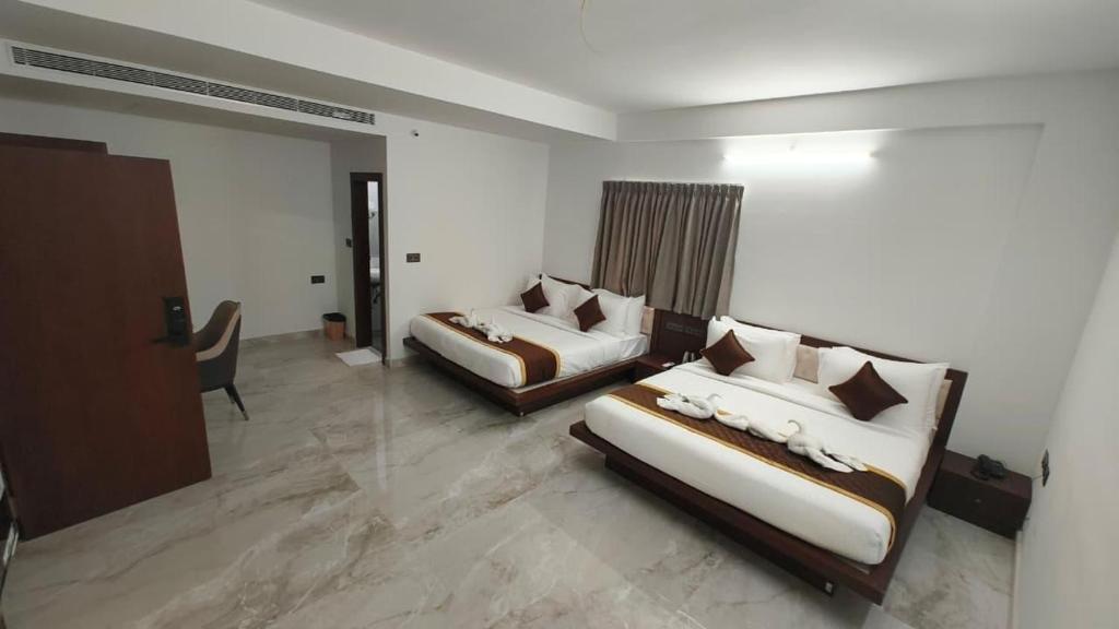 Gallery image of Hotel Sree Suites in Bangalore