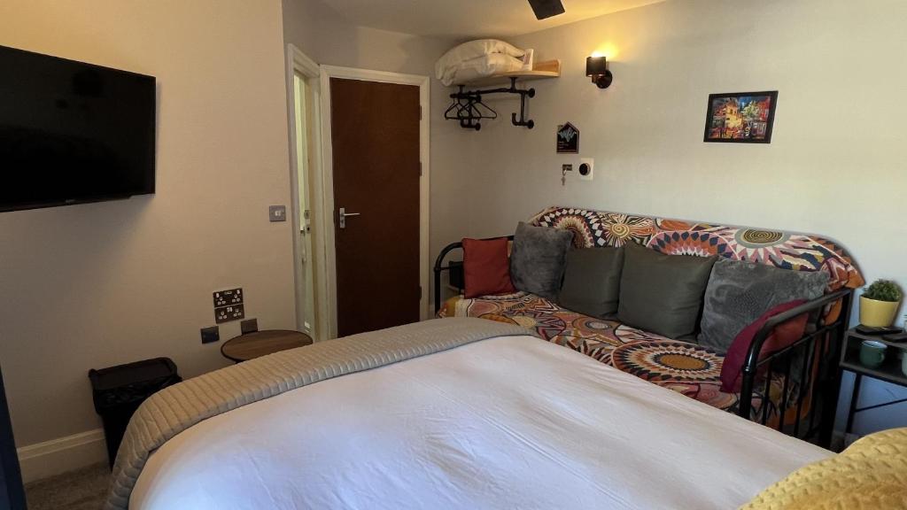 Hoopers Sandy Beach Guest Rooms - Superior Driepersoonskamer