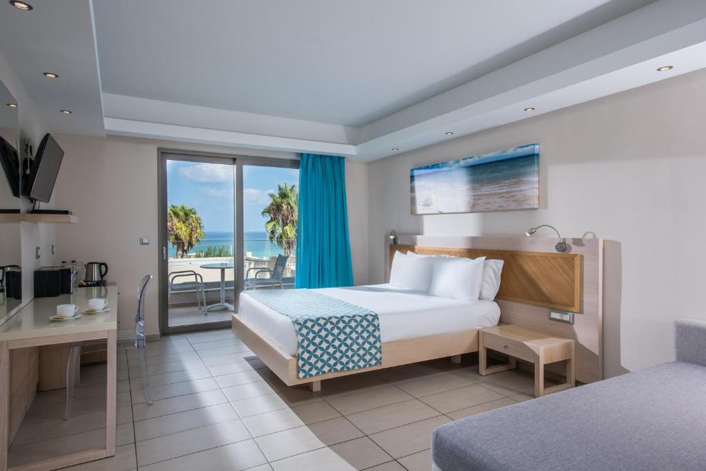 Royal & Imperial Belvedere Resort - 