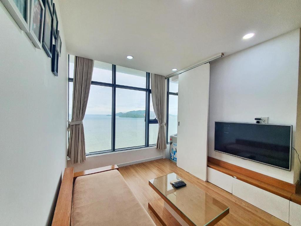Gold Ocean Apartment Nha Trang - Apartment With Sea View
